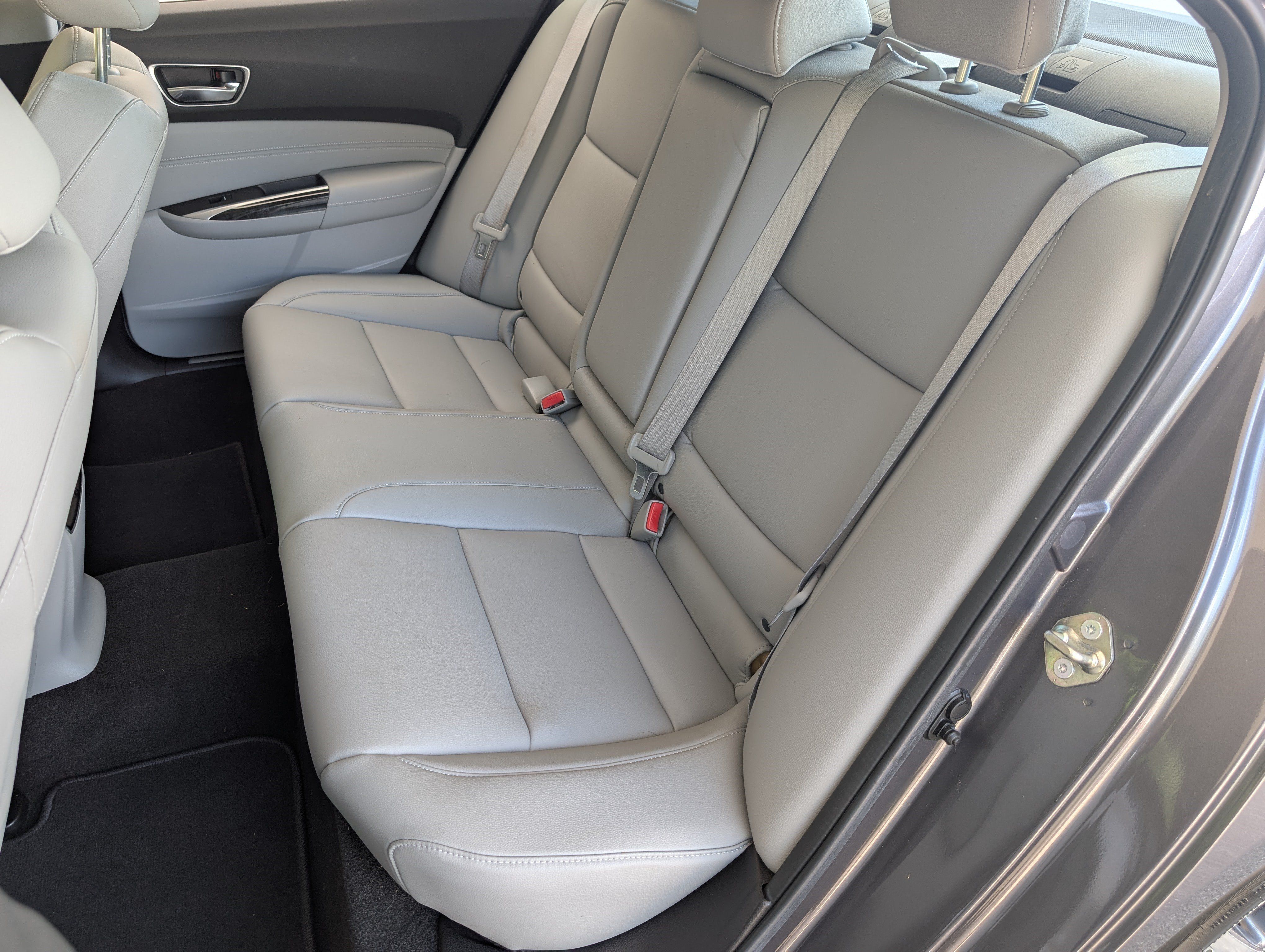 Used 2020 Acura TLX FWD image 18