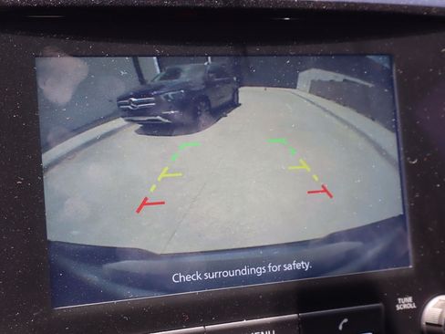 Used 2024 Nissan Frontier SL w/ Technology Package RWD image 8