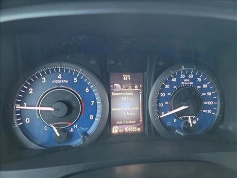 Used 2016 Toyota Sienna XLE image 19