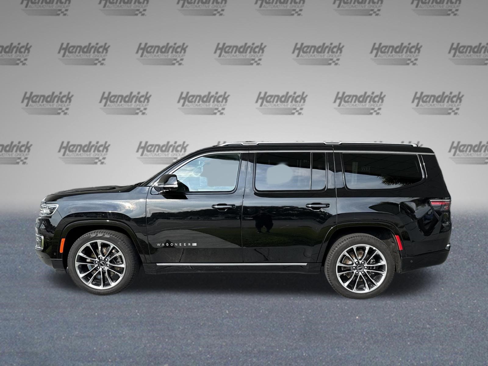 Used 2025 Jeep Wagoneer Series III w/ Premium Group I AWD/4WD image 6