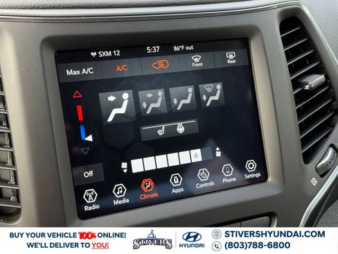 Used 2022 Jeep Cherokee Latitude w/ Sun & Sound Group AWD/4WD image 32