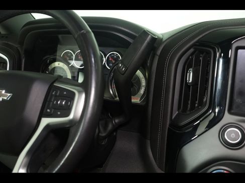 Used 2020 Chevrolet Silverado 1500 RST AWD/4WD image 18