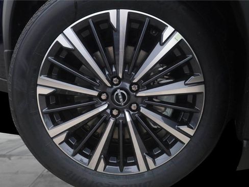 New 2026 Nissan Pathfinder Platinum AWD/4WD image 3