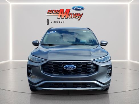 Used 2023 Ford Escape ST-Line Elite w/ Premium Technology Package AWD/4WD image 2