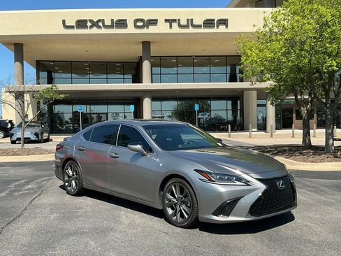 Used 2019 Lexus ES 350 F Sport w/ Accessory Package 2 FWD image 1
