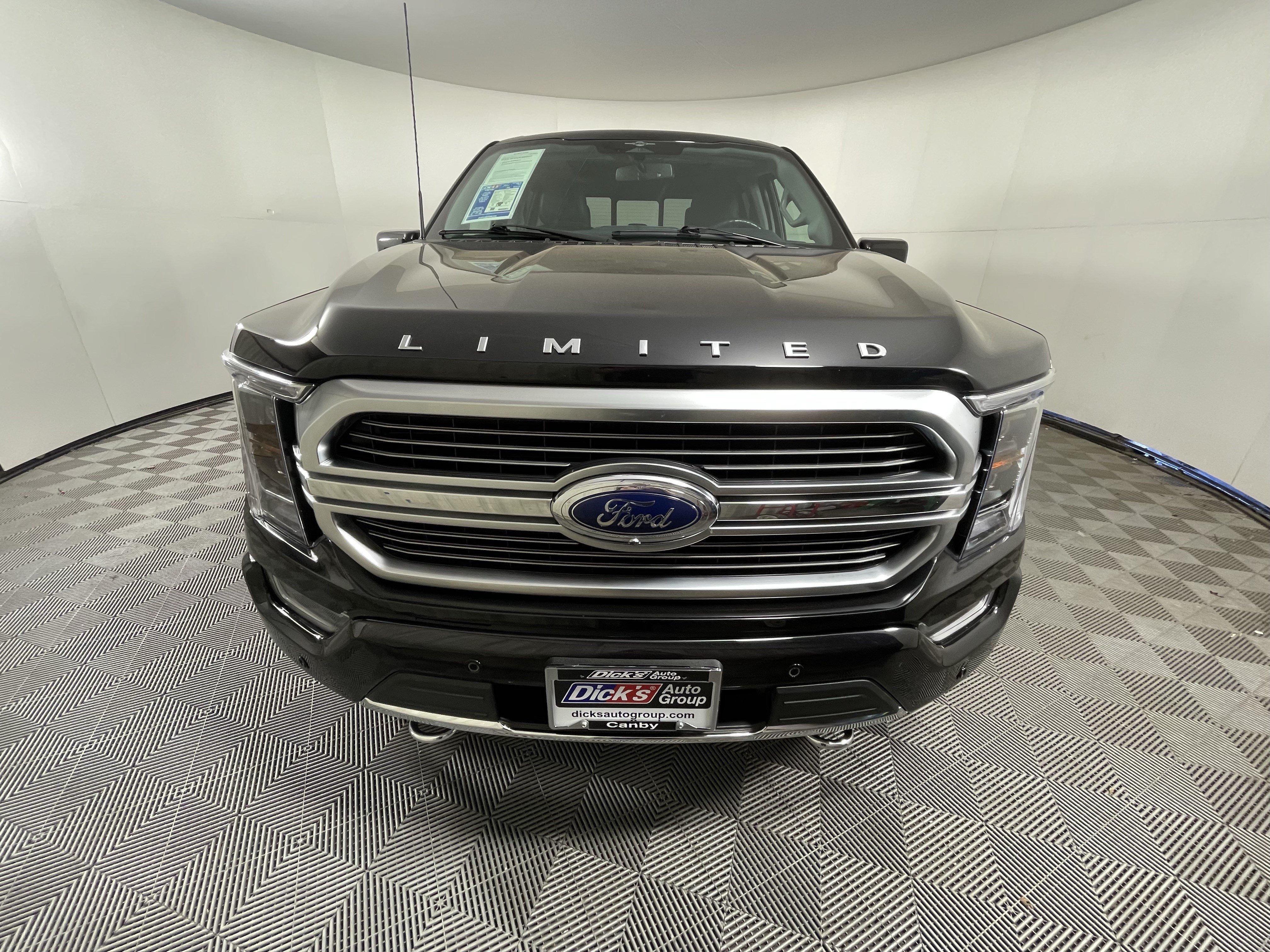 Used 2023 Ford F150 4x4 SuperCrew Hybrid image 8