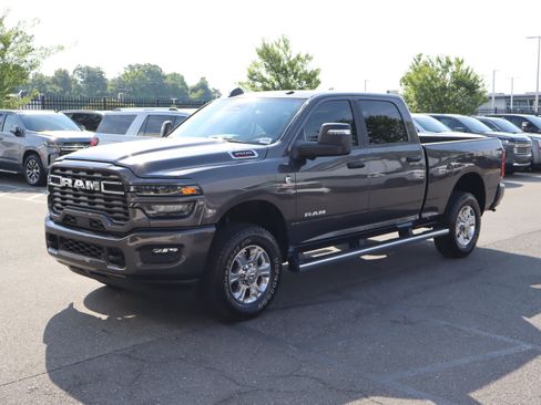 Used 2025 RAM 3500 Big Horn AWD/4WD image 5