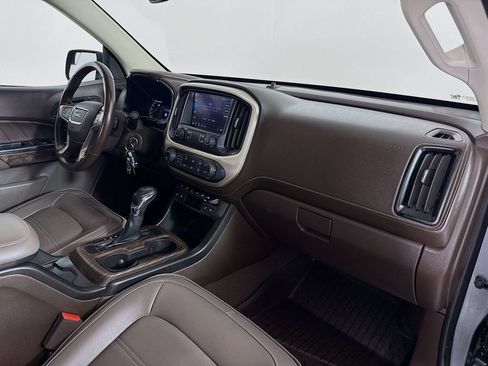 Used 2022 GMC Canyon Denali AWD/4WD image 32