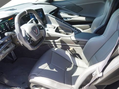 Used 2024 Chevrolet Corvette Stingray Convertible w/ 1LT RWD image 12