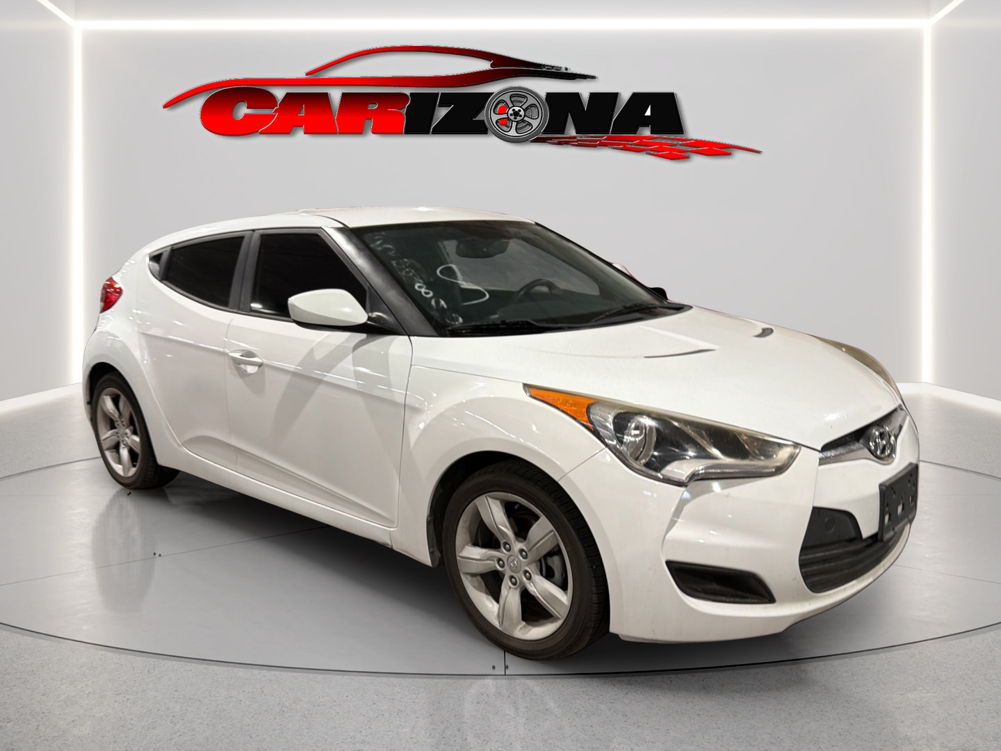Used 2014 Hyundai Veloster FWD image 2
