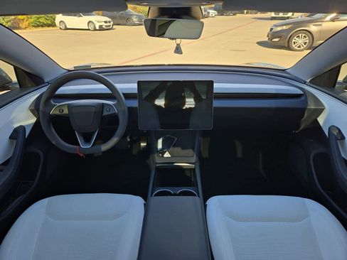 Used 2025 Tesla Model 3 Long Range image 13