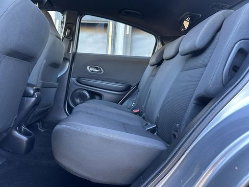 Used 2019 Honda HR-V Sport image 17