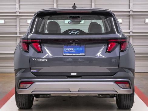 Certified 2026 Hyundai Tucson SE FWD image 7