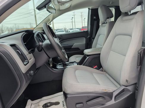 Used 2016 Chevrolet Colorado W/T image 8