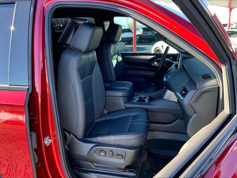 Used 2024 Chevrolet Tahoe RST w/ Luxury Package image 9