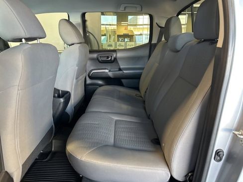 Used 2019 Toyota Tacoma SR5 image 23