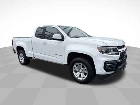 Used 2021 Chevrolet Colorado LT w/ Fleet Safety Package image 3