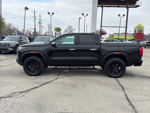 Used 2023 GMC Canyon Denali w/ Denali Black Edition image 6