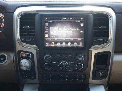 Used 2017 RAM 1500 Laramie w/ Convenience Group image 34