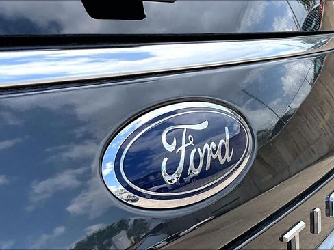 Used 2022 Ford Expedition Max Platinum AWD/4WD image 34