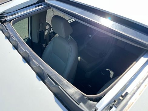 Used 2018 Honda Odyssey Elite image 22