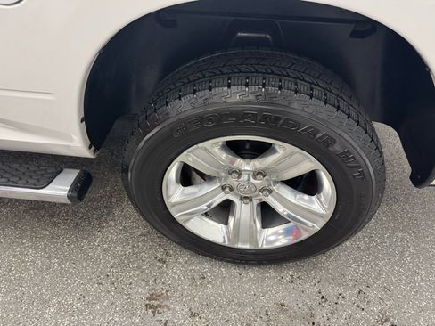 Used 2014 RAM 1500 Big Horn image 33