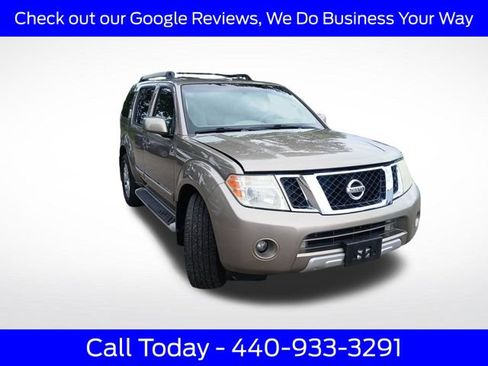 Used 2009 Nissan Pathfinder LE RWD image 13