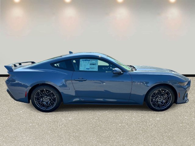 New 2026 Ford Mustang GT Premium w/ GT Performance Package RWD image 4