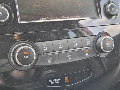 Used 2021 Nissan Rogue Sport S FWD image 21