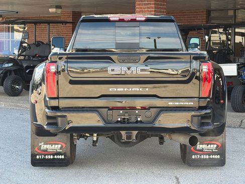 Used 2025 GMC Sierra 3500 Denali Ultimate image 8