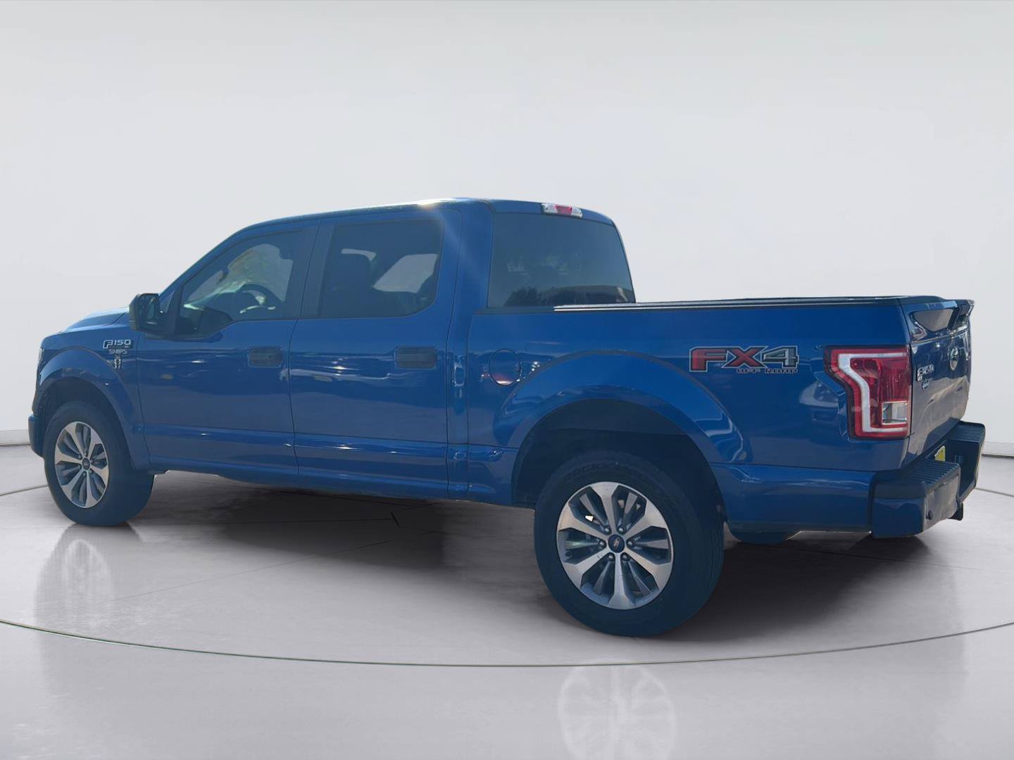 Used 2017 Ford F150 XL w/ Equipment Group 101A Mid AWD/4WD image 6