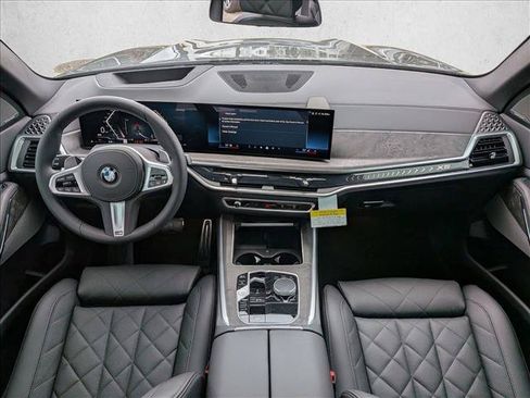 Used 2026 BMW X5 sDrive40i w/ M Sport Package RWD image 16