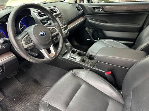 Used 2017 Subaru Outback 2.5i Limited AWD/4WD image 13