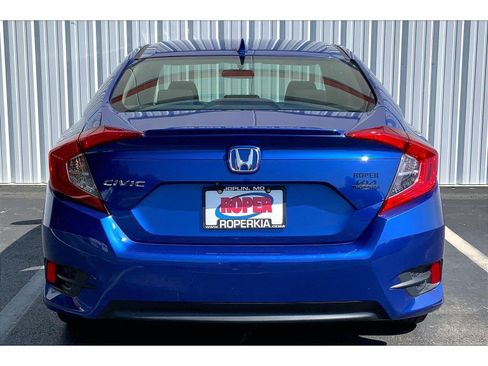 Used 2018 Honda Civic EX-T image 4