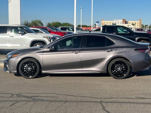 Used 2023 Toyota Camry XSE FWD image 9