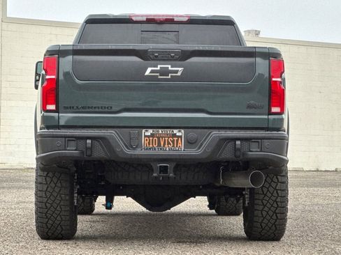 New 2026 Chevrolet Silverado 2500 ZR2 w/ ZR2 Bison Edition image 5