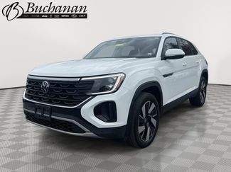Used 2024 Volkswagen Atlas Cross Sport SE video 1