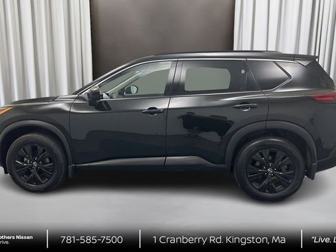 Used 2023 Nissan Rogue SV w/ SV Premium B Package AWD/4WD image 8