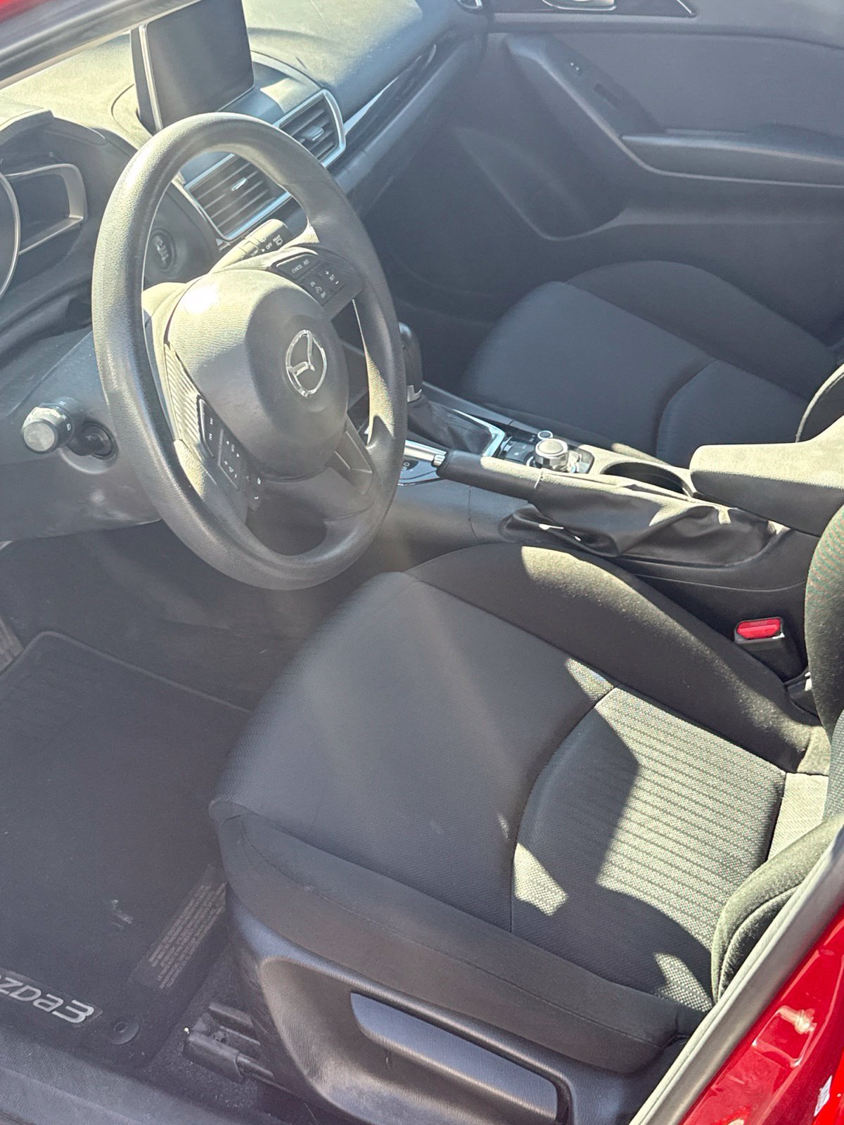 Used 2015 MAZDA MAZDA3 i Sport FWD image 2