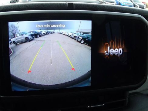 Certified 2025 Jeep Wrangler Sport S image 25