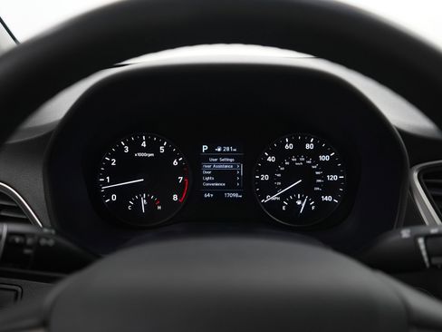 Used 2022 Hyundai Accent Limited image 25