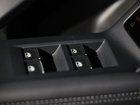 New 2025 Audi Q5 Prestige image 17