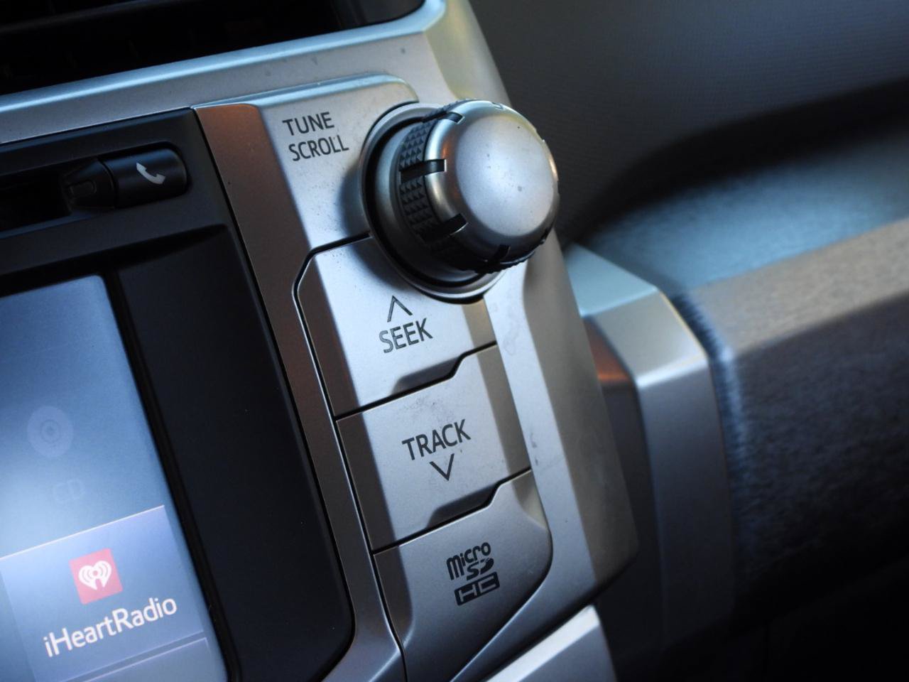 Used 2017 Toyota 4Runner SR5 Premium RWD image 75