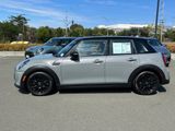 Used 2023 MINI Cooper 4-Door Hardtop image 2