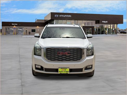 Used 2019 GMC Yukon XL Denali w/ Denali Ultimate Package RWD image 6