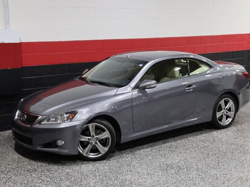 Used 2015 Lexus IS 250C image 20