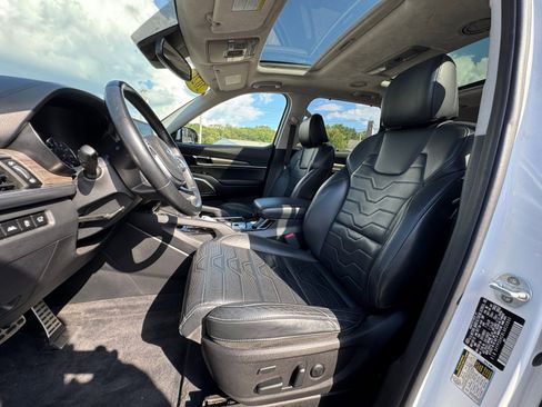 Used 2020 Kia Telluride SX w/ SX Prestige Package image 10