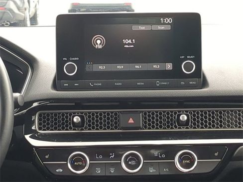 Used 2024 Honda Civic EX-L image 17