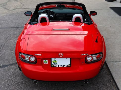 Used 2008 MAZDA MX-5 Miata Grand Touring w/ Premium Pkg RWD image 33