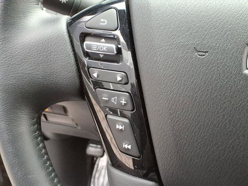 Certified 2024 Nissan Armada SL w/ Midnight Edition Package image 25